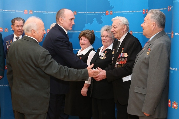 Губернатор Борис Дубровский выделил 5 миллиардов рублей на льготы и скидки пенсионерам Челябинской области 