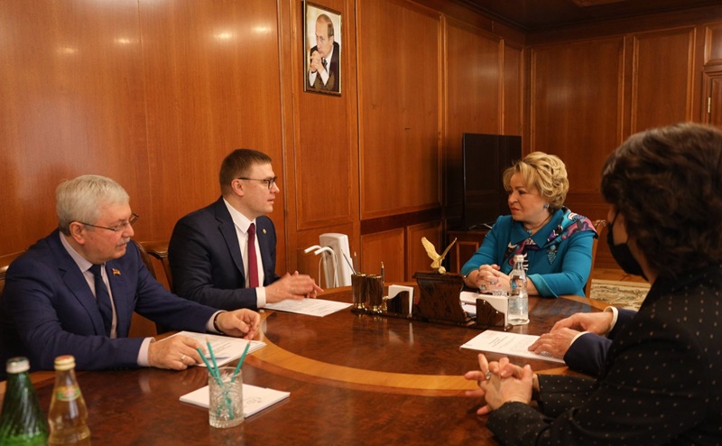 Валентина Матвиенко провела рабочую встречу с Алексеем Текслером и Владимиром Мякушем