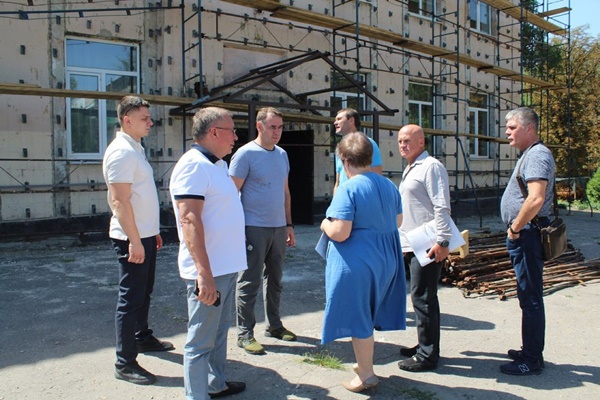 Челябинская область продолжает восстановление социальных объектов в Ясиноватой