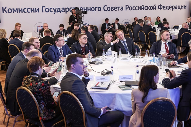 Алексей Текслер принял участие в заседании Президиума Госсовета РФ по вопросу развития промышленности в условиях санкционного давления