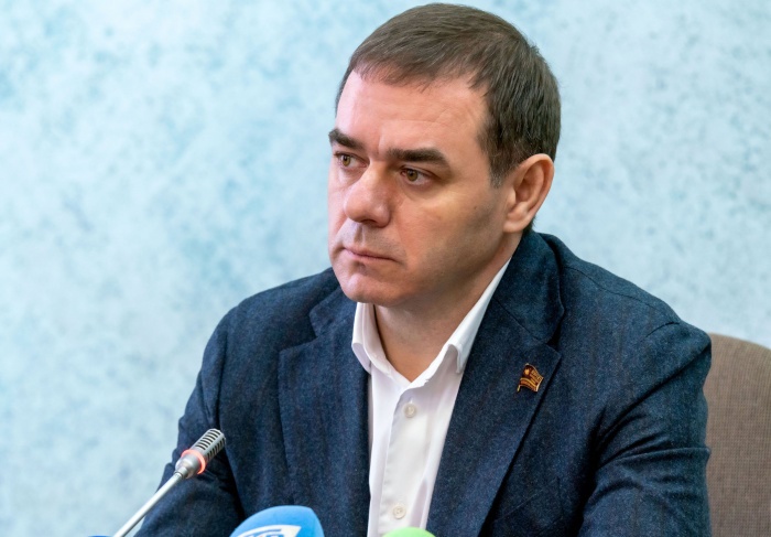 Председатель Законодательного Собрания области Александр Лазарев прокомментировал законопроекты в сфере социальной политики, которые рассматриваются в областном парламенте
